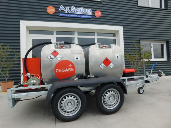 Remorque Pegase carburant aviation 900 litres