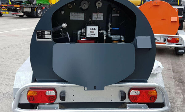 Remorque citerne 1000 litres double essieu panneau arrière cuve diesel GNR gasoil gazole ADR
