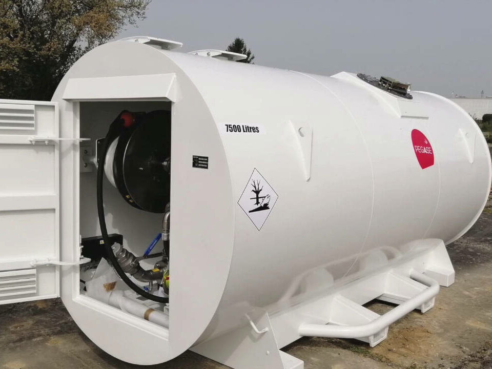 Cuve Pegase de 7500 litres pour l'aérodrome Citerne Avgas & JET A-1