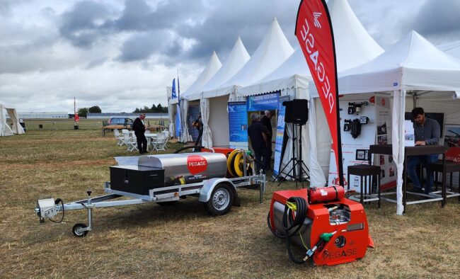 Remorque-essence-PEGASE-salon-mondial-ulm-blois-330l-cuve-citerne-mobile Remorque-essence-PEGASE-salon-mondial-ulm-blois-330l-cuve-citerne-mobile-transport-station
