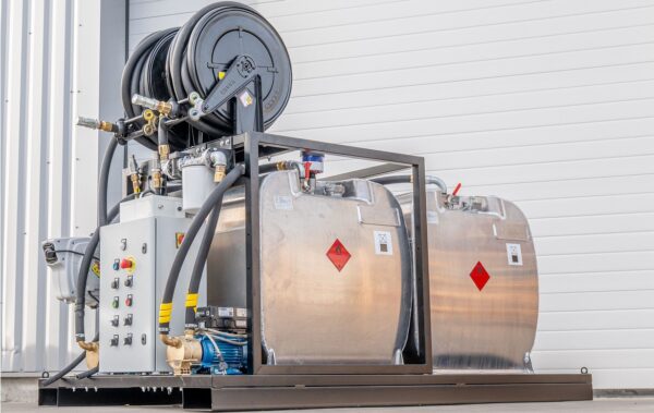 Cuve-transport-500L-huile-moteur-hyfraulique-enrouleur-pompe