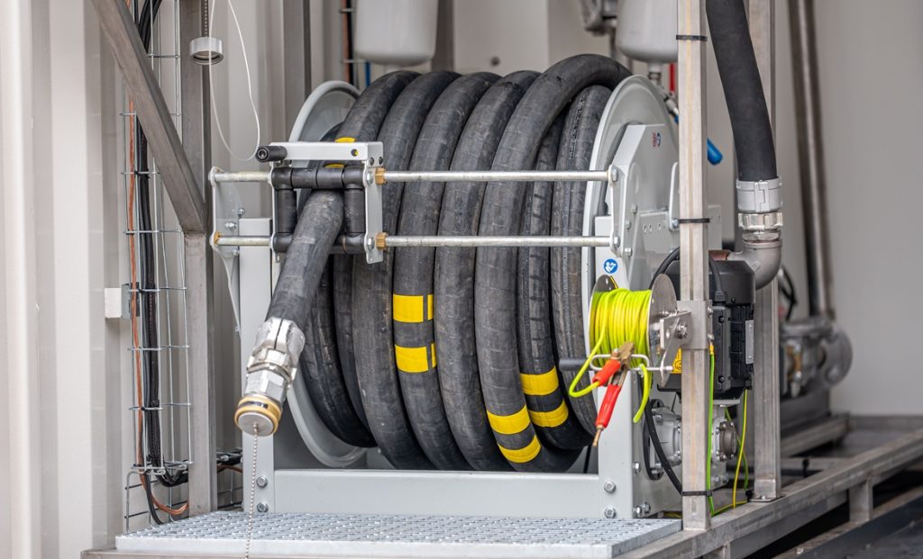 Enrouleur-motorise-atex-flexible-aviation-dn