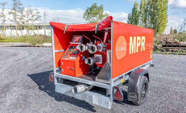 MPR-motopompe-remorquable-incendie-2000-15-epuisement-inondation